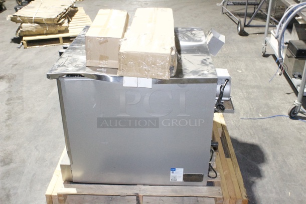 Cooking Performance Group FGC-100-DDN Deep Depth Single Deck Full Size Natural Gas Convection Oven with Legs - 60,000 BTU. 1ph 120v 38x47x57 - Image 3 of 7