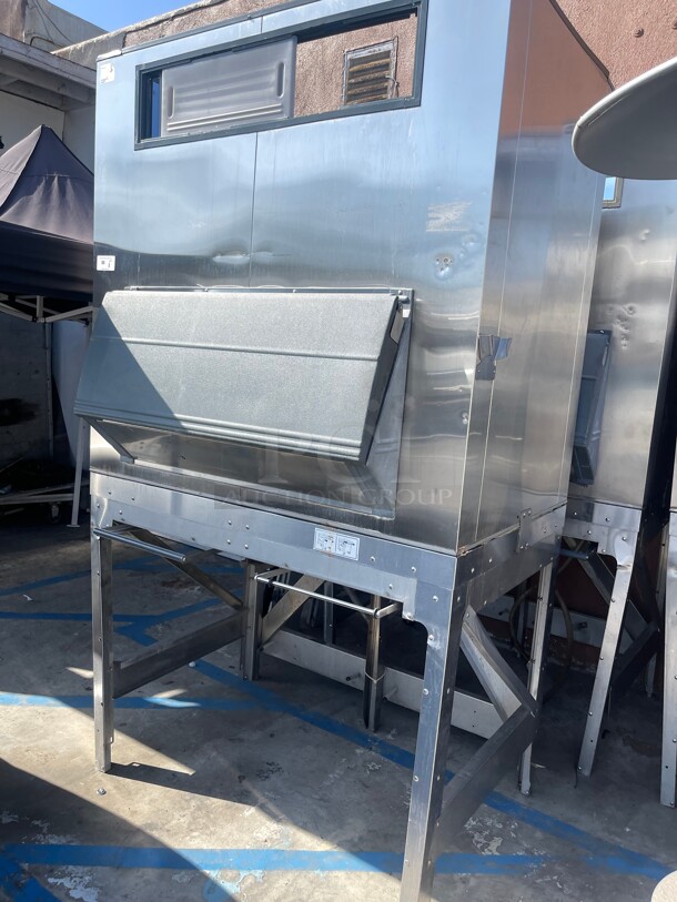 New! Follett ITS2250SG-60 ITS Series 60 in Ice Storage and Transport System  - 2133 lb. - Image 3 of 8