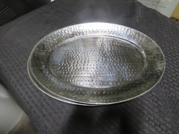 15X11 Hammered Silver Oval Serving Tray.  3XBID. - Image 1 of 1