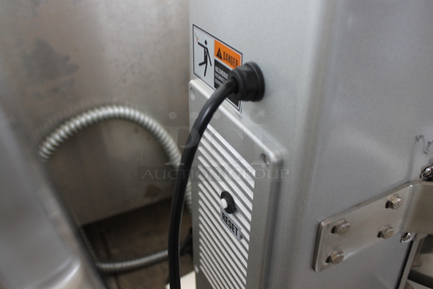 Galaxy 177GMIX20 Metal Commercial 20 Quart Planetary Dough Mixer w/ Stainless Steel Mixing Bowl, Bowl Guard, Paddle, Whisk and Dough Attachments. 110 Volts, 1 Phase. Tested and Working! - Image 8 of 8