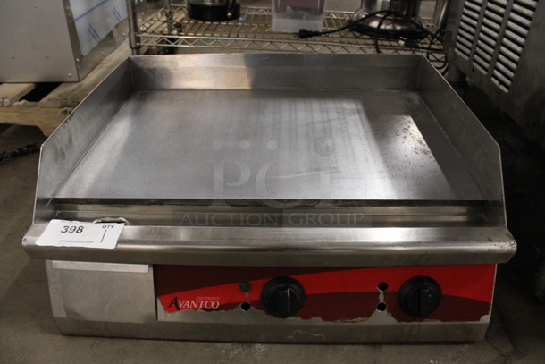 Avantco Stainless Steel Commercial Countertop Electric Powered Flat Top Griddle. 208 Volts, 1 Phase. 24x20x10