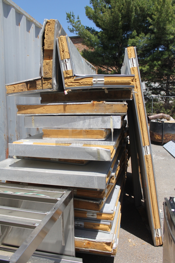 2 Arctic Walk In Boxes That Make One Combo Box w/ Russell AE26-75B 208/230 Volt, 1 Phase Evaporator, Commercial Evaporator, Trenton Compressor and Trenton TEZA020L8-HS2B-F 208-230 Volt, 1 Phase Compressor. Cooler Is 8'x12' and Freezer Is 8'x8'. 2 Times Your Bid! - Image 6 of 12