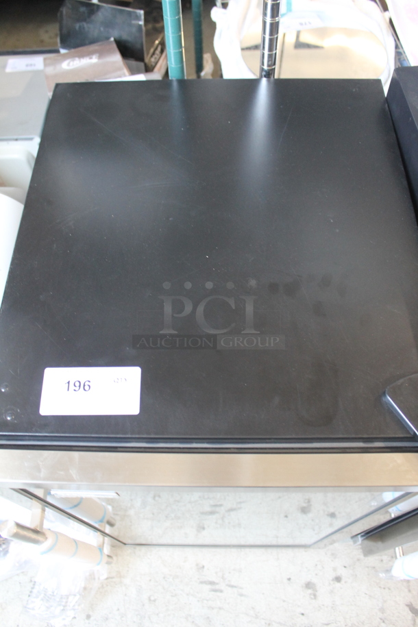 BRAND NEW SCRATCH AND DENT! Danby DWC114BLSDD Stainless Steel Commercial 38 Bottle Capacity Wine Chiller Cooler Merchandiser. 115 Volts, 1 Phase. Tested and Working! - Image 2 of 9