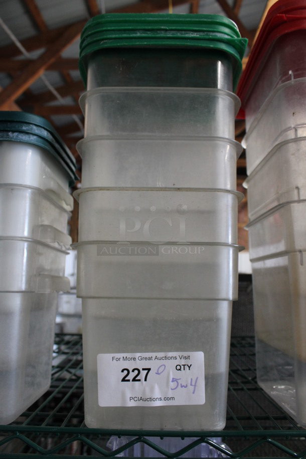 ALL ONE MONEY! Lot of 5 Clear Poly 4 Quart Containers w/ 4 Green Lids. 7x7x7