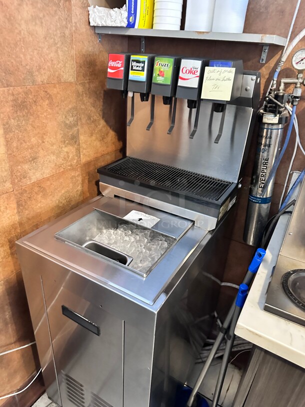 Working! Cornelius 631100045 CB 1522 Stainless Steel Drop-In Soda Dispenser with 6 UFB-1 Sanitary Lever Valves and 60 lb. Ice Bin, 115V NSF Tested and Working! Buyer Must Remove! - Image 7 of 7