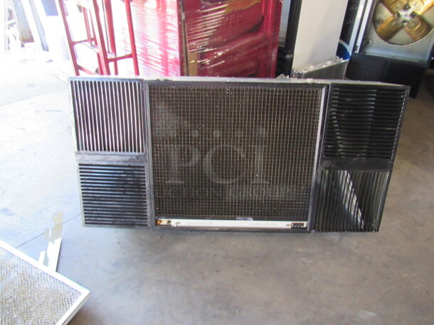 One Smokemaster Smoke Eater. Model# X-11Q. 47X13.5X22.5 - Image 3 of 4
