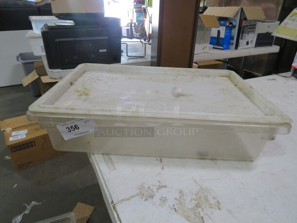 One 8.75 Gallon Food Storage Container With lid.