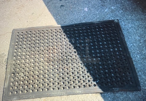 One 36X24 Fatigue Mat. - Image 1 of 1
