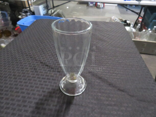 Sundae Glass. 10XBID - Image 1 of 1
