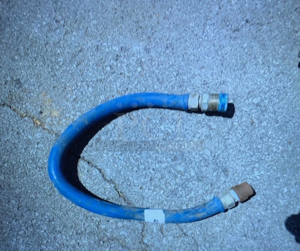One Gas Hose. - Image 1 of 1