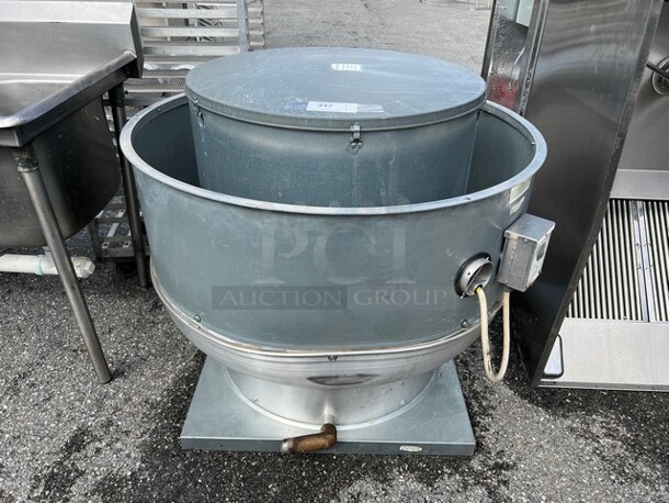 Metal Commercial Mushroom Fan Exhaust. 208 Volts, 3 Phase. 44x44x40