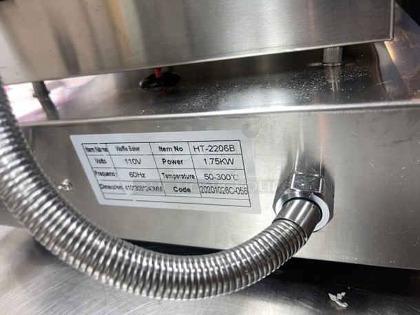 Brand New Vevor Waffle Fixed Waffle Baker BRAND NEW AND INCLUDES ACCESSORIES NSF 115 volt Tested and Working! - Image 9 of 9