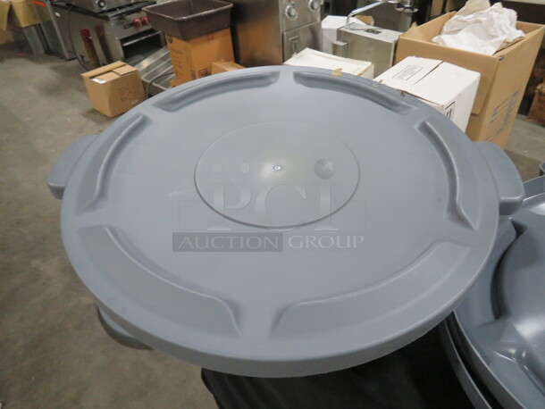 One NEW 44 Gallon Trash Can Lid.