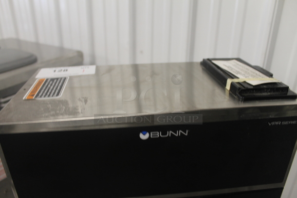 BRAND NEW! 2022 Bunn VPR-APS Stainless Steel Commercial Countertop Coffee Machine w/ Poly Brew Basket. 120 Volts, 1 Phase. Tested and Working! - Image 4 of 5