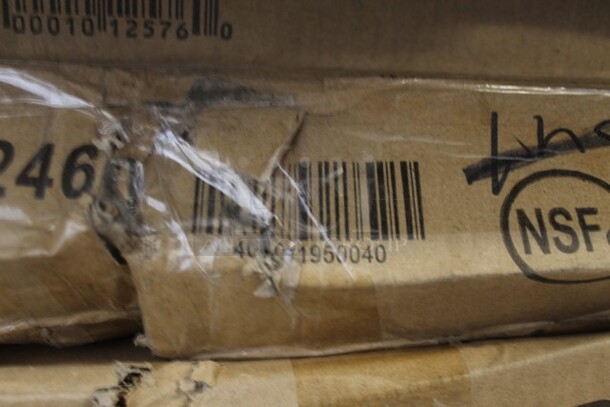 BRAND NEW SCRATCH AND DENT! Regency 460EGSC2460 NSF Green Wire Security Cage - 24" x 60" x 61" - Image 4 of 5