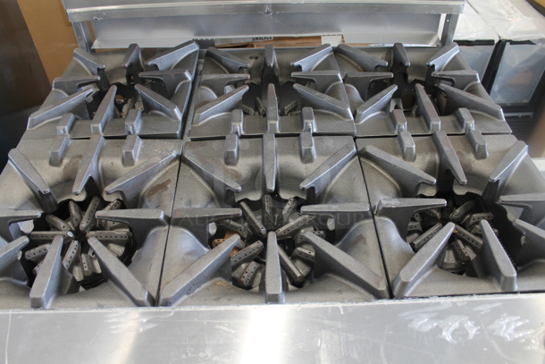 BRAND NEW SCRATCH AND DENT! LATE MODEL! Garland Stainless Steel Commercial Natural Gas Powered 6 Burner Range w/ Convection Oven, Over Shelf and Back Splash.  - Image 6 of 8