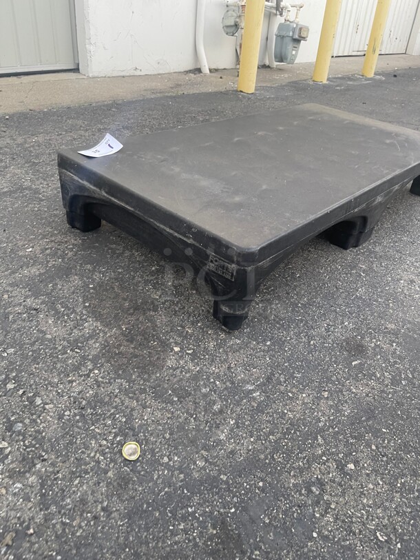 Commercial Heavy Duty Dunnage Rack NSF  - Image 1 of 7