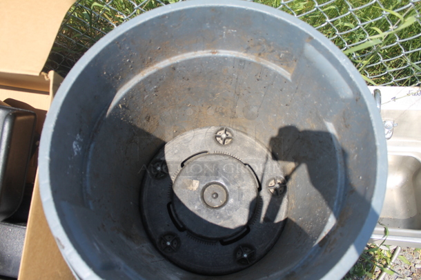 Rubbermaid Brute Gray Garbage Container - Image 2 of 3