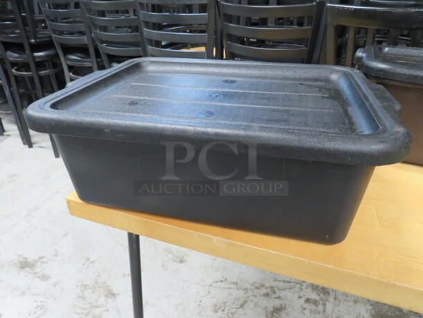 One Black Bussing Tub With Lid.  - Image 1 of 1