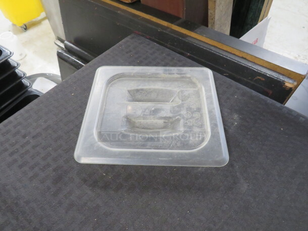 1/6 Size Clear Food Storage Lid.  3XBID - Image 1 of 1