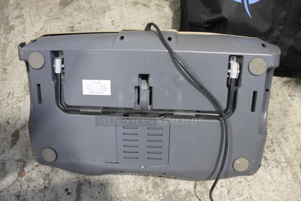 BRAND NEW SCRATCH AND DENT! Expansion TD001F Foot Massager. 110 Volts, 1 Phase. Tested and Working! - Image 7 of 9