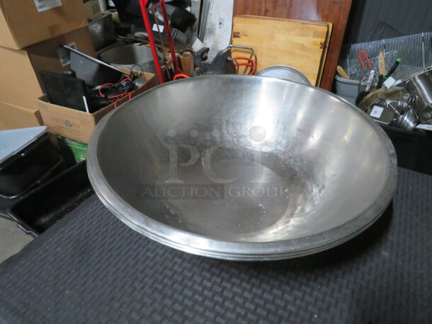 18 Inch Stainless Steel Bowl. 3XBID - Image 1 of 1