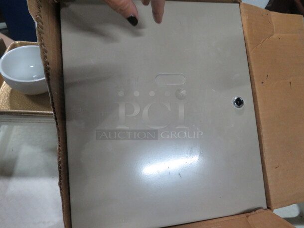 One Honeywell  Ademco Vista-20P Box. - Image 1 of 2