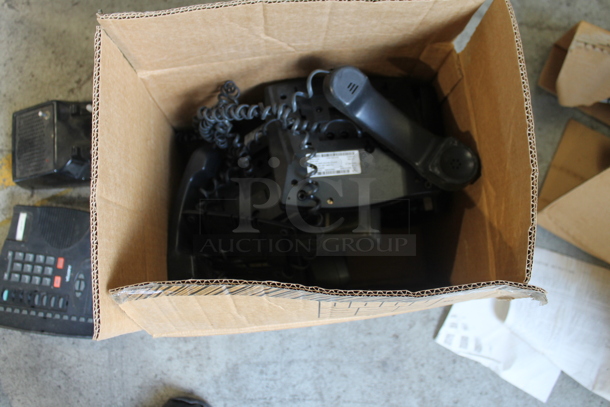 ALL ONE MONEY! Lot of 7 Corded Office Telephones.  - Image 3 of 4