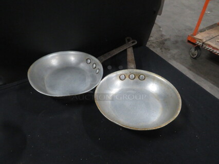 7.5 Inch Skillet. 2XBID