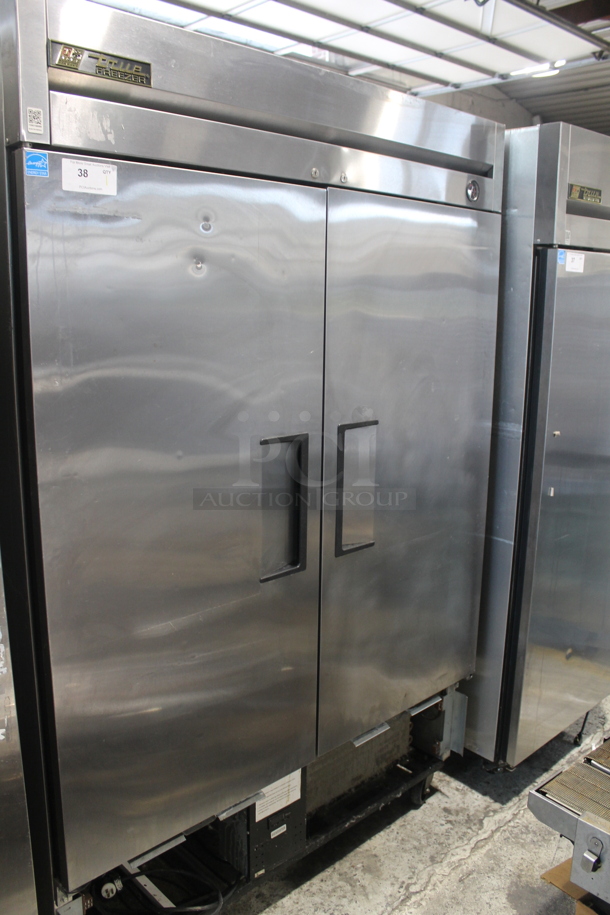 2014 True T-49F ENERGY STAR Stainless Steel Commercial Two Door Reach In Freezer w/ Poly Coated Racks on Commercial Casters. 115 Volts, 1 Phase. Tested and Working! - Image 2 of 8