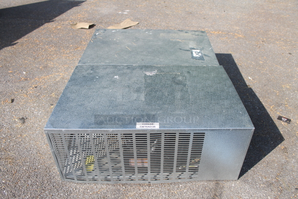 Norlake SELF CONTAINED 6'x6'x6' Walk In Cooler with Floor 208-230 Volt 1 Phase Pictures Show Unit In Place Before Removal. - Image 8 of 12