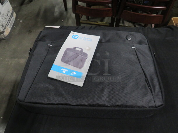 NEW HP Business Slim Top Load Computer Carry Bag, With Shoulder Strap. Holds Up To A 14.1 Inch Laptop. 4XBID
