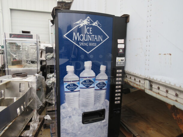 One Dixie Narco Soda/Water Vending Machine.  115 Volt. Model# DN-501ER/280-9. No Key.  - Image 1 of 2