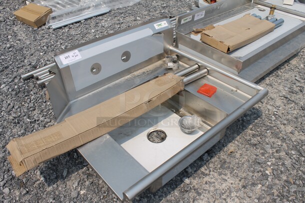 BRAND NEW SCRATCH AND DENT! Regency 600DDT36R Commercial Stainless Steel Disassembled Dirty Soiled Dish Table With Right Drainboard And Galvanized Legs. - Image 2 of 5