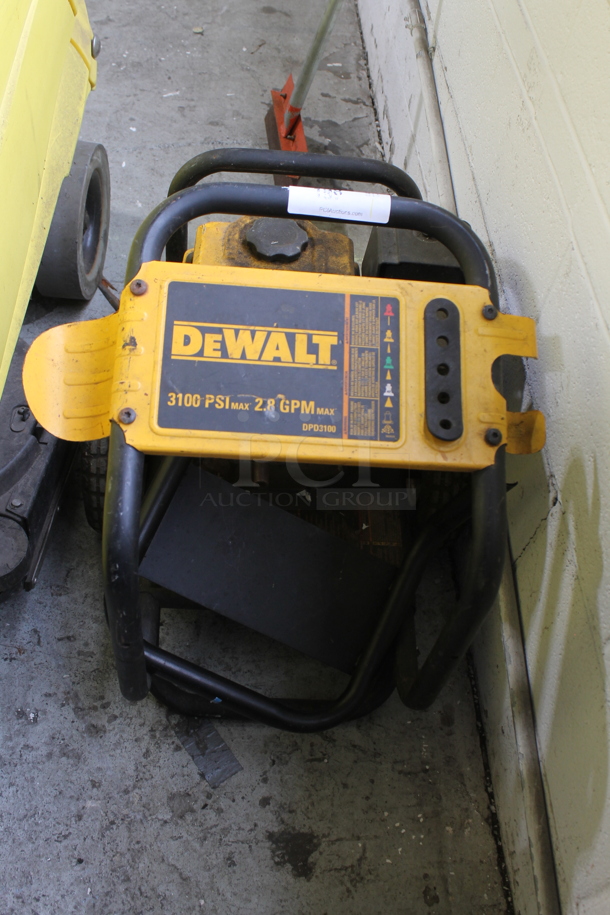 DeWalt DPD3100 Pressure Washer. 2.8 GPM Max. 3,100 PSI Max.