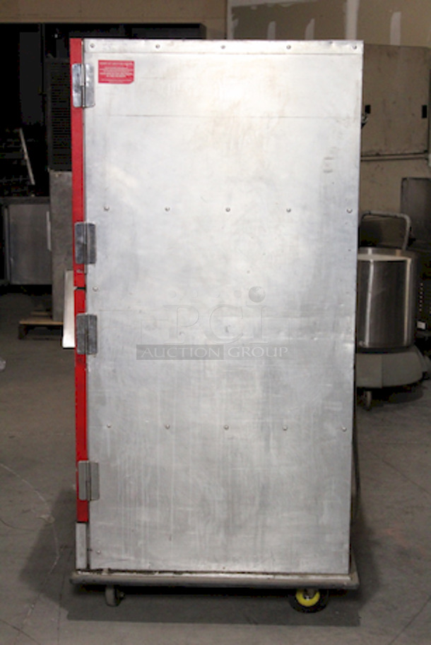 Cres Cor H-137-UA-12D Insulated Holding Cabinet Solid Dutch Doors - 120v on Commercial Casters.
Working Condition Unknown.
26x33x69-3/4 - Image 5 of 7