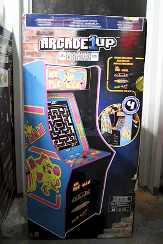 CLASSIC!! Arcade1Up Ms. Pac-Man Arcade Machine, 17" Monitor, 4 Games-In-1: Ms. Pac MAn, Galaxian, Pacmania, Pac-Man Plus. 
