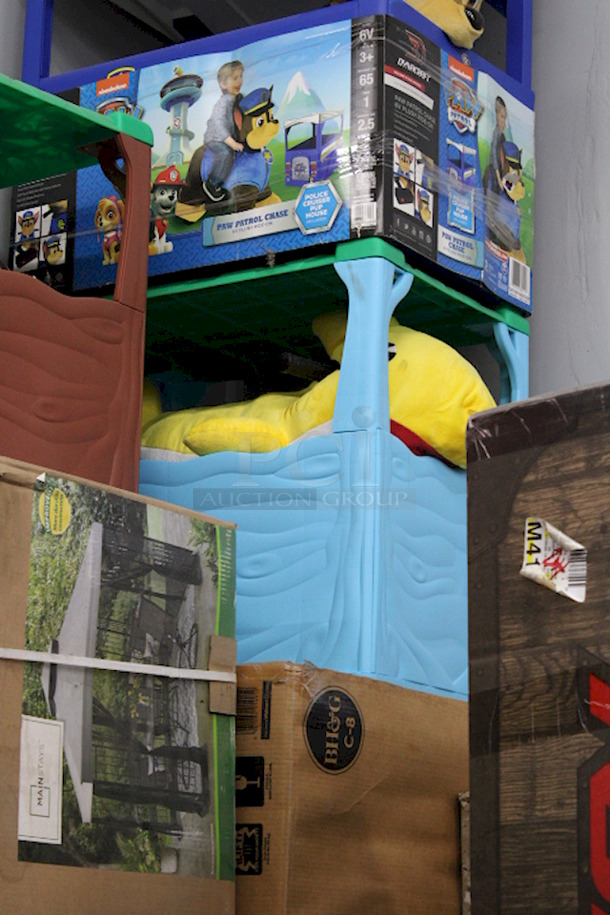 Baby Shark 6 Volt Plush Ride-On by Dynacraft. Plays Baby Shark theme song - Image 10 of 10