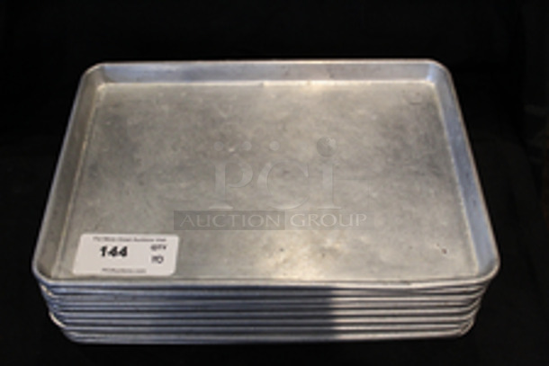 Vollrath 5303 1/2 Half Size Bun / Sheet Pan - 18" x 13" x 1", 18 gauge Aluminum, Natural Finish
10x Your Bid
 - Image 1 of 3