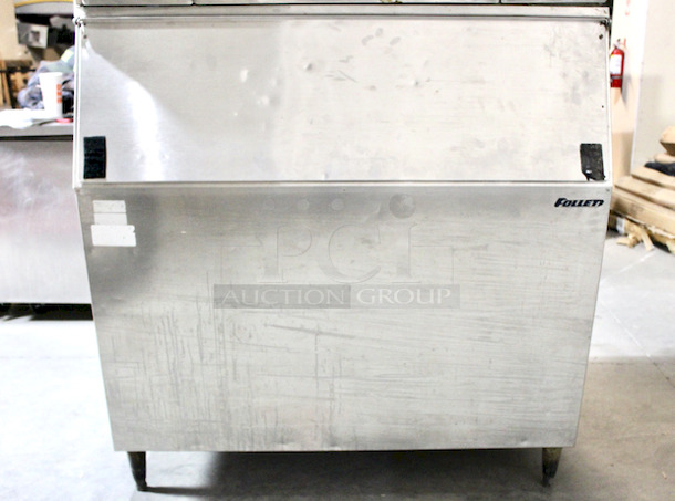 AMAZING! Hoshizaki Km1300SRH 1300lbs Ice Maker, Crescent Cube, Remote Condensed and Follet Bin. Approximate Ice Production of 1296lbs. 208-230v/60hz/1ph (3 Wire With Neutral For 115v). 
Tested, In Working Order. 
48x32x77-1/2 - Image 2 of 6