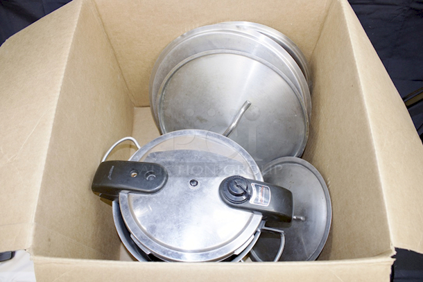 NICE! Pressure Cooker With (4) Various Sized Sauce Pan Lids. 5x Your Bid - Image 1 of 4