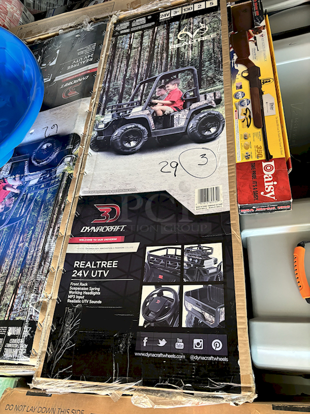 IN THE BOX! Dyncraft Realtree 24V UTV - Black. Realistic UTV Sounds, Suspension spring, Working Headlights, MP3 Input, Front Rack. - Image 6 of 6