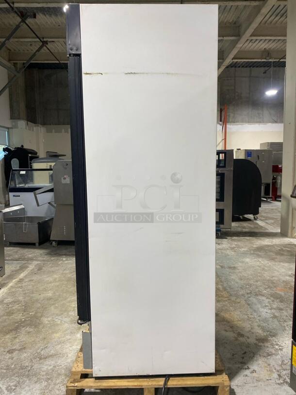 True GDM-49F-LD~TSL01 54 1/8" Black Glass Door Merchandiser Freezer with LED Lighting

 - Image 2 of 6