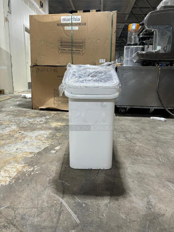 Brand New Prepline 27 gal Mobile Ingredient Storage Bin - 681 Cup Capacity with Sliding Lid
 - Image 6 of 6