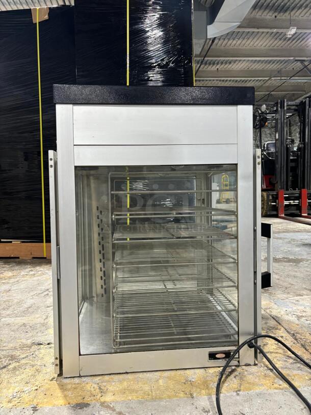 Hatco FSDT-1 22 21/50" Full Service Countertop Heated Display Case - (4) Tier Rack, 120v
 - Image 2 of 6