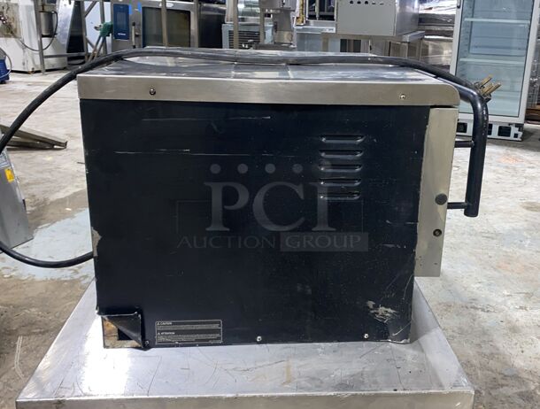 WOW!! Turbochef Countertop Oven, NGCD6,
 - Image 7 of 7