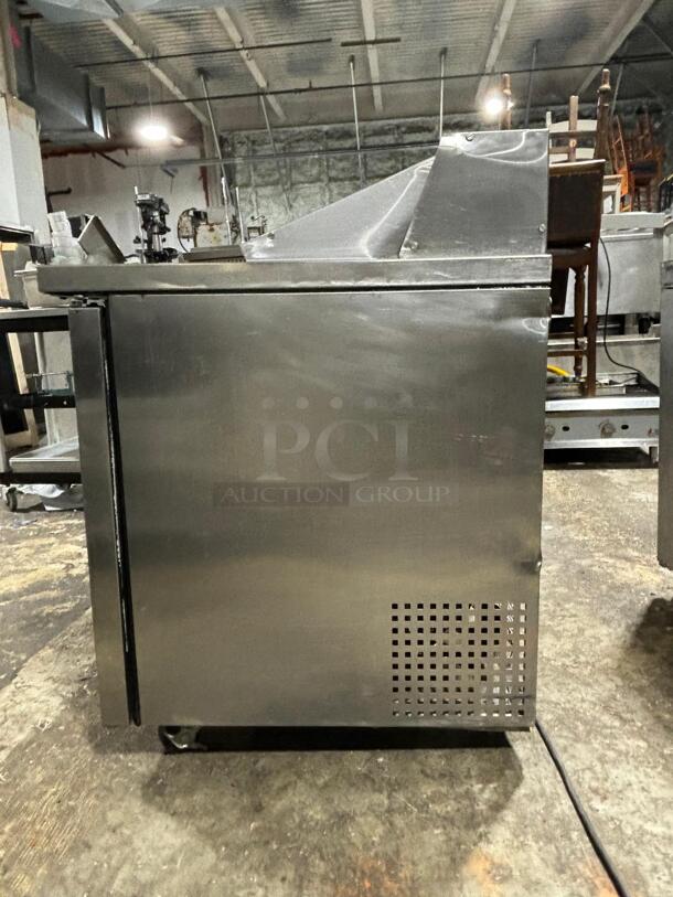 True TSSU-60-16-DS-ST-HC 60" Sandwich/Salad Prep Table w/ Refrigerated Base, 115v
 - Image 2 of 5