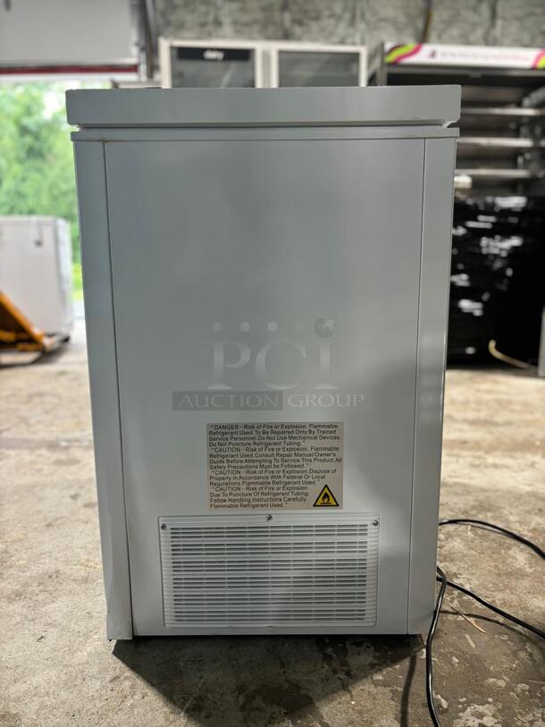 Magic Chef 7.0 cu. ft. Chest Freezer in White
 - Image 4 of 5