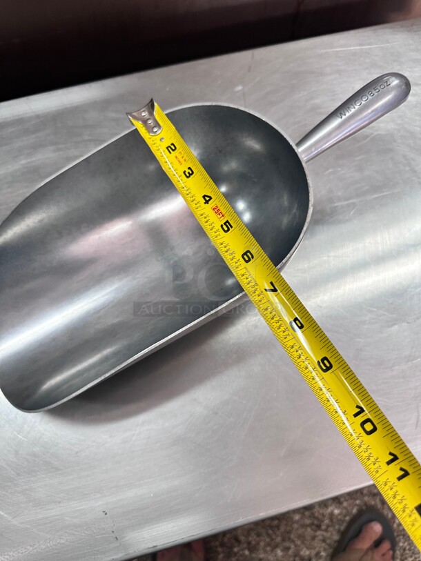 Clean! Winco AS-85 85 oz Aluminum Scoop NSF - Image 6 of 7