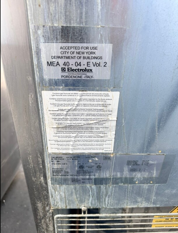 Electrolux Professional 727742 49 1/5" Floor Model Blast Chiller - (10) Pan Capacity, 208v/3ph Working - Image 10 of 11